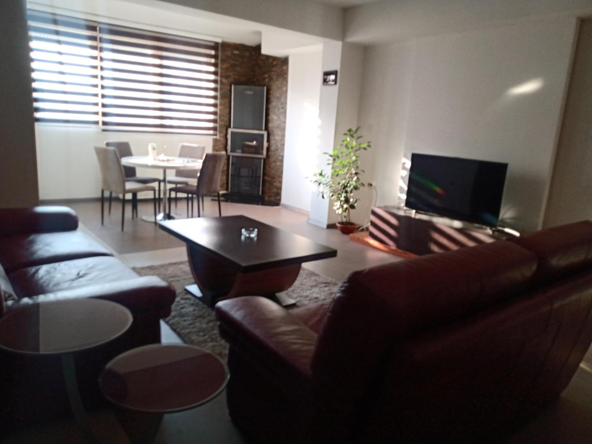Central Lux Apartment Скопье Экстерьер фото